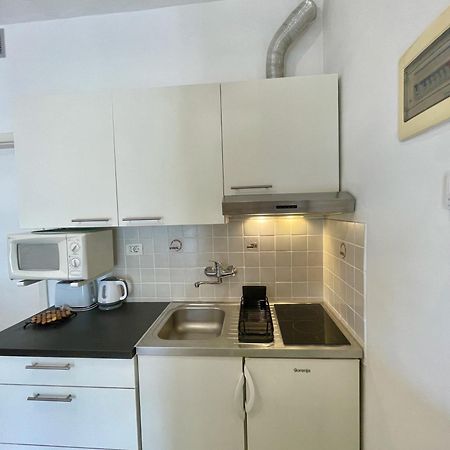 Viler Apartments Izola Esterno foto