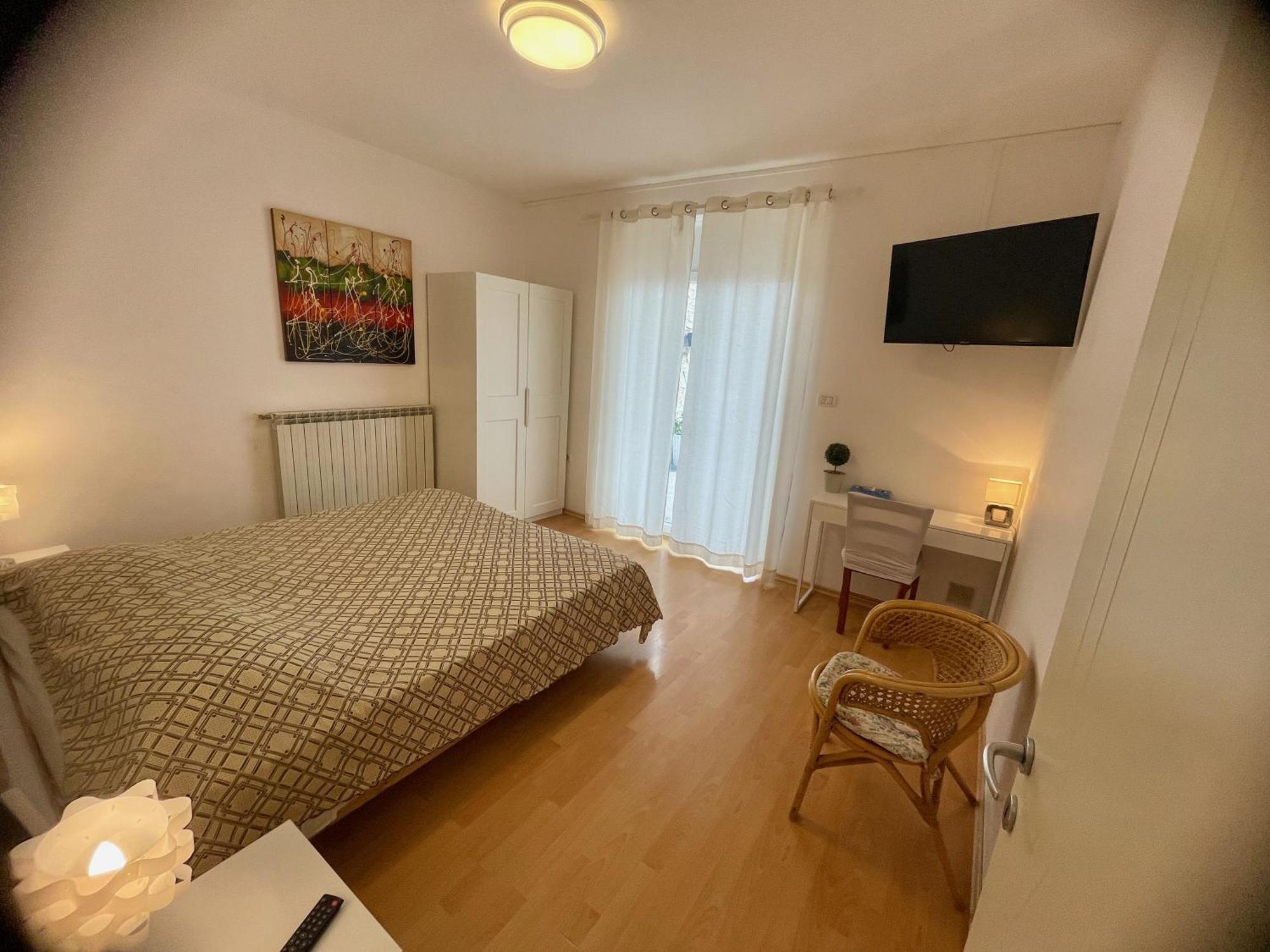 Viler Apartments Izola Esterno foto